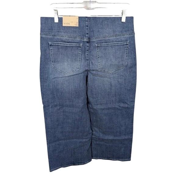 NYDJ Women's Wide Leg Capri Pull-on Jeans in Clean Horizon Size 6 - Picture 2 of 5
